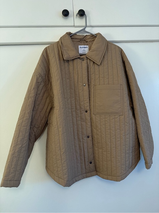 Old Navy Jackets & Blazers - Old Navy Quilted Tan Brown Puffer Shacket